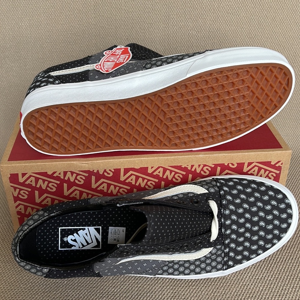 Vans WMNS Old Skool Tie Print Patch Work Black / True White Sneakers - Picture 4 of 16